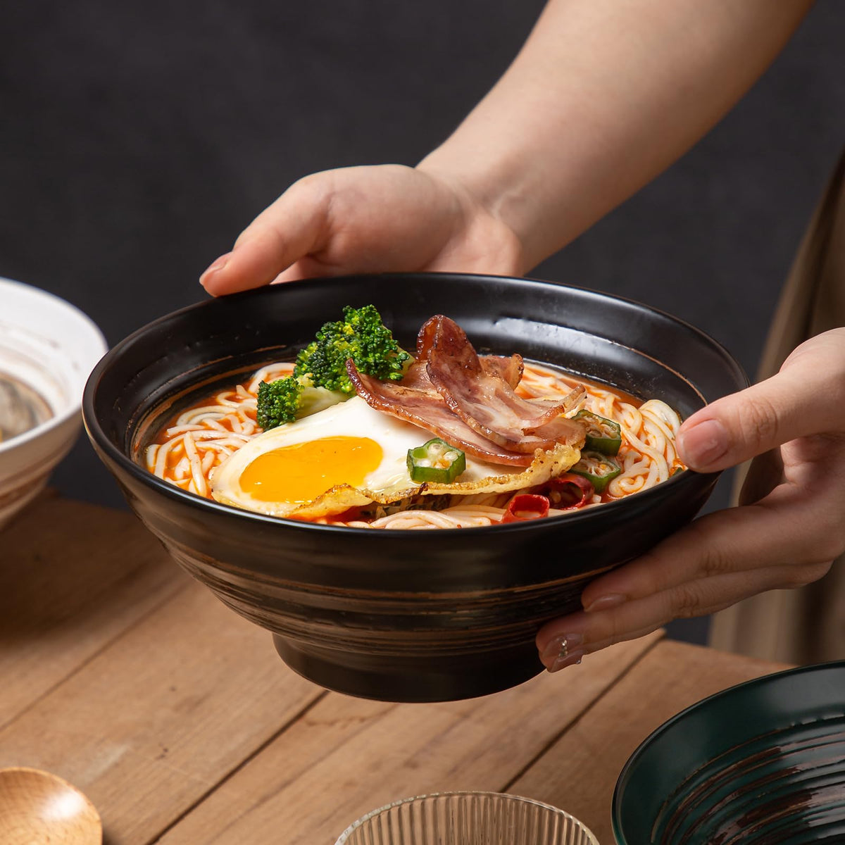 Multicolor Ceramic Ramen Bowl Set of 4 D597