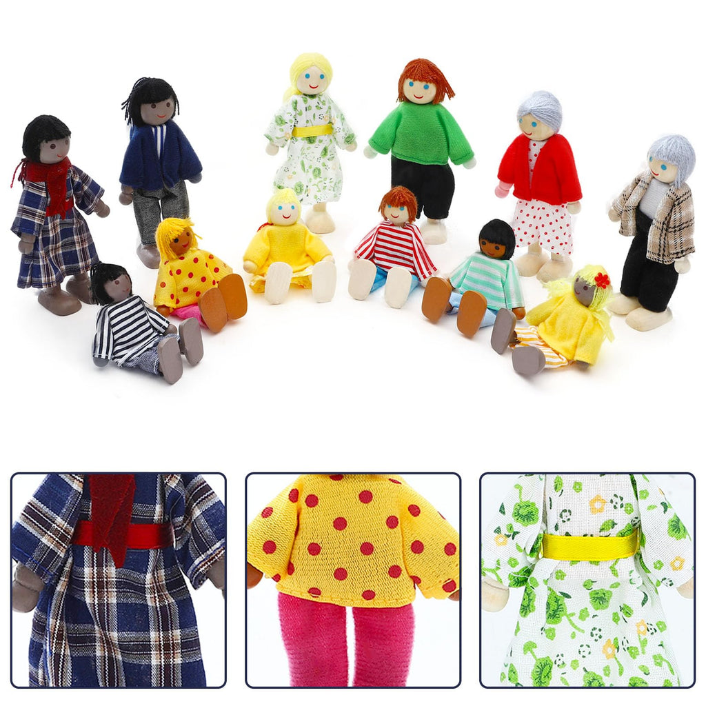 Wooden Dollhouse Family Set 23 Pieces Q167