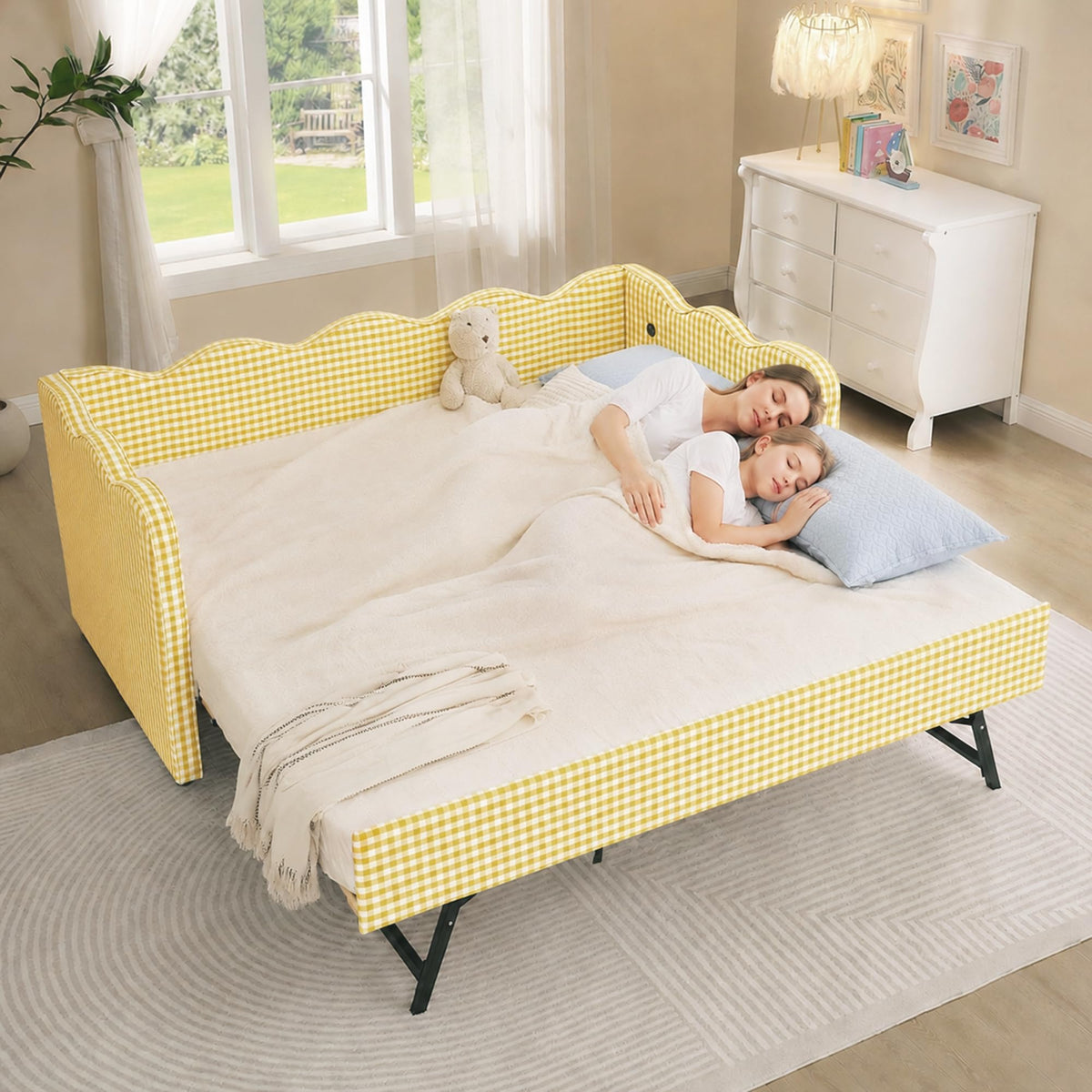 Twin Size Linen Upholstered Daybed with Trundle V908569