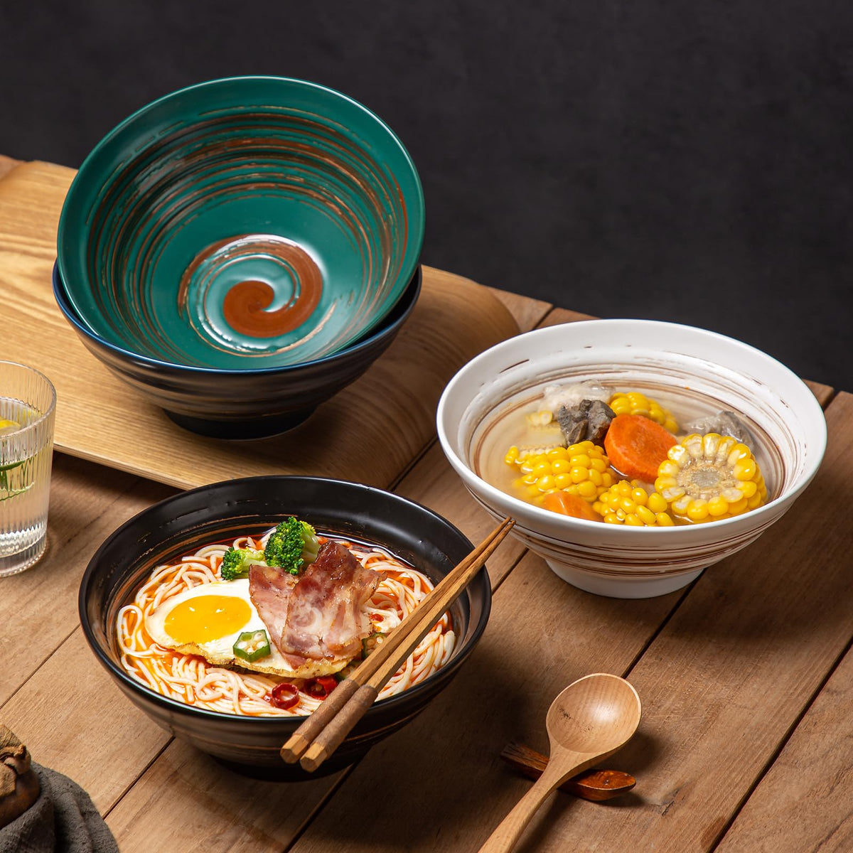 Multicolor Ceramic Ramen Bowl Set of 4 D597